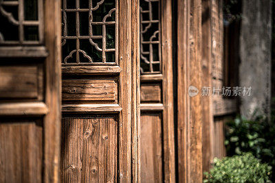 乌镇的传统木窗