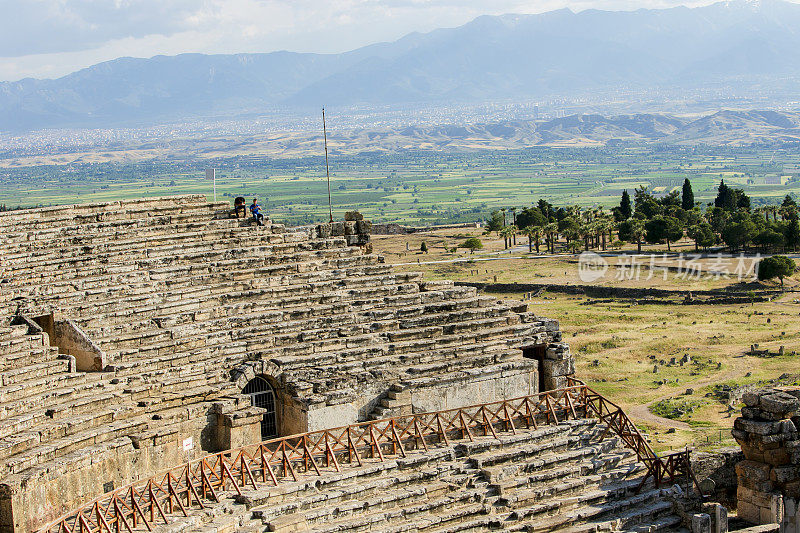 希拉波利斯地区在土耳其的pamukkale