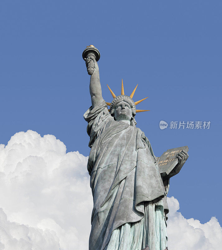 法国巴黎的自由女神像
