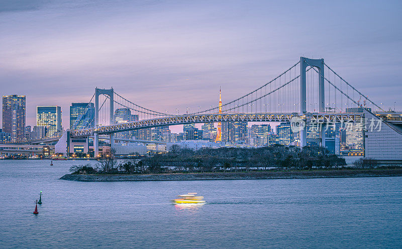 日本东京台场彩虹桥