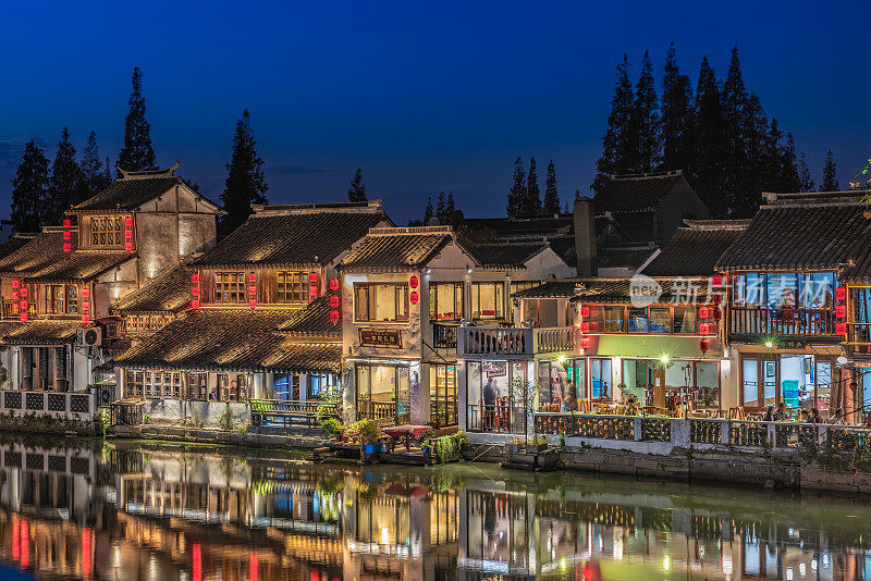 中国历史建筑夜景