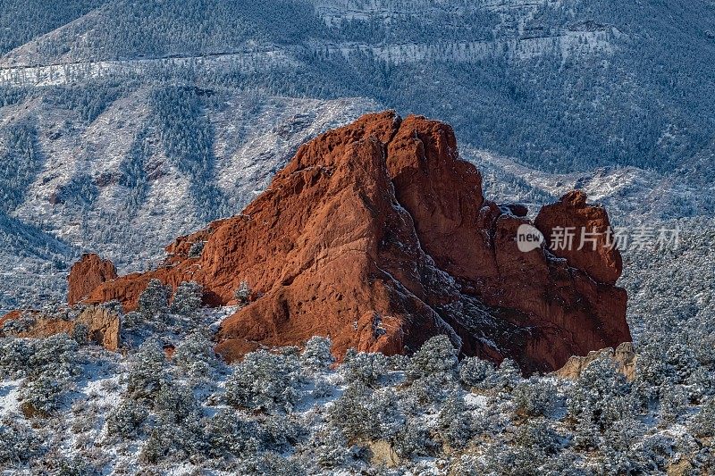 冬天和雪在科罗拉多的花园的神公园