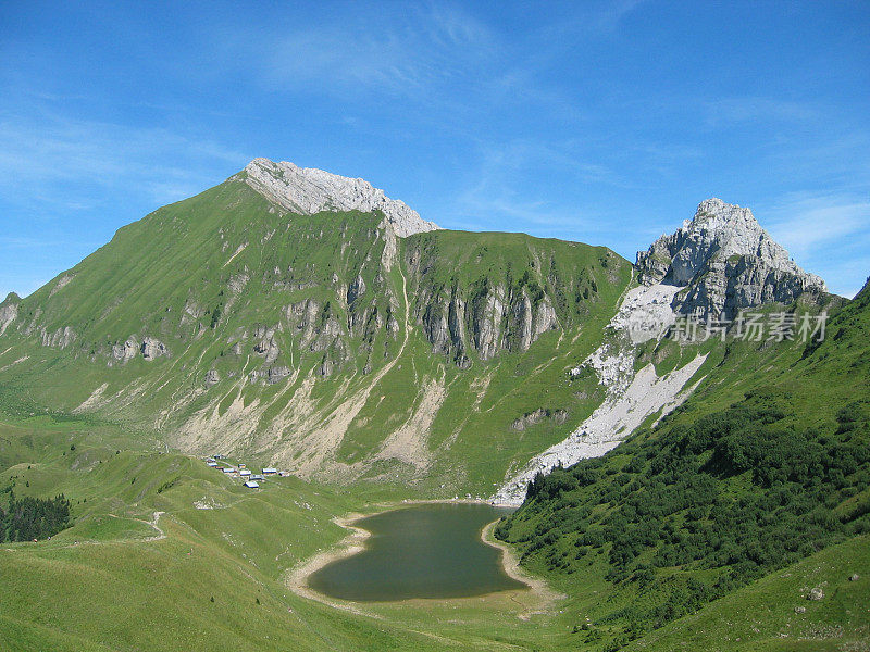 绿山全景