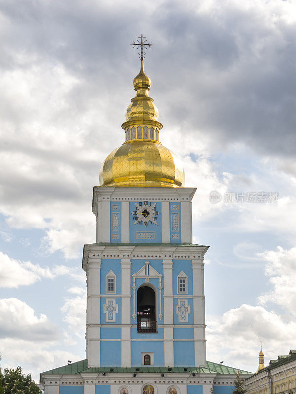 基辅圣迈克尔修道院的钟楼。