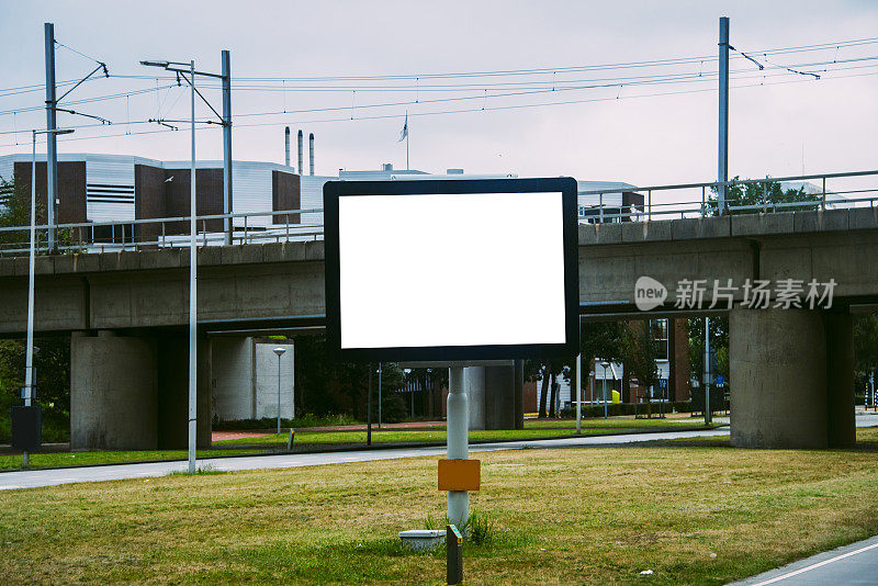 广告牌在街道