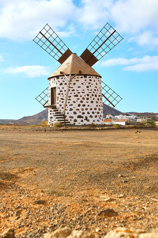 富埃特文图拉典型的磨坊——加那利群岛