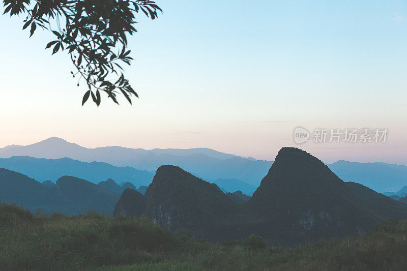 美丽的喀斯特山景观