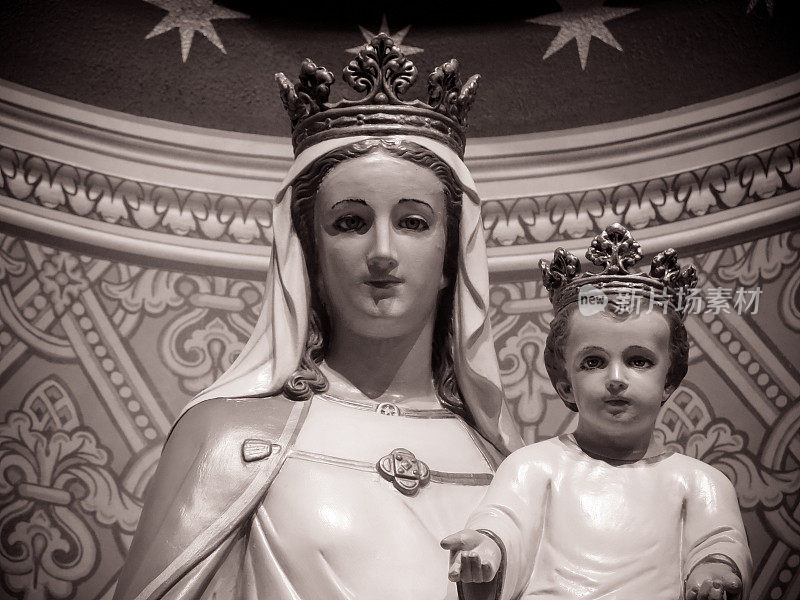 圣母玛利亚和耶稣，我们的救星