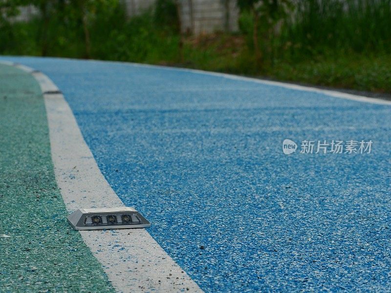 道路线标志灯