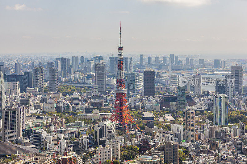 东京塔，日本-东京城市天际线和城市景观