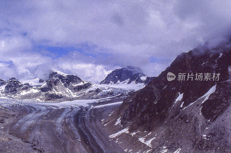 德纳里峰山顶鸟瞰图