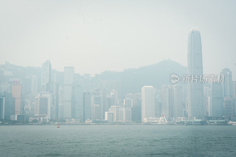 香港维多利亚港能见度低