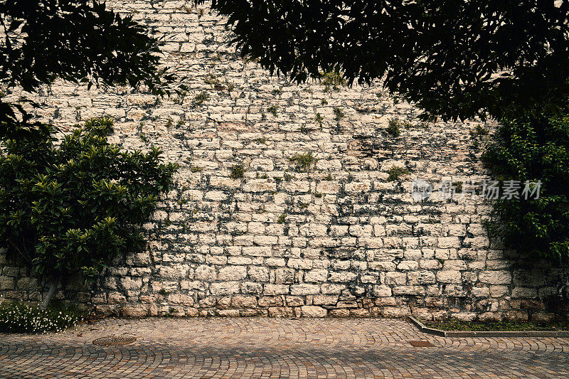 特兰托的城墙和防御