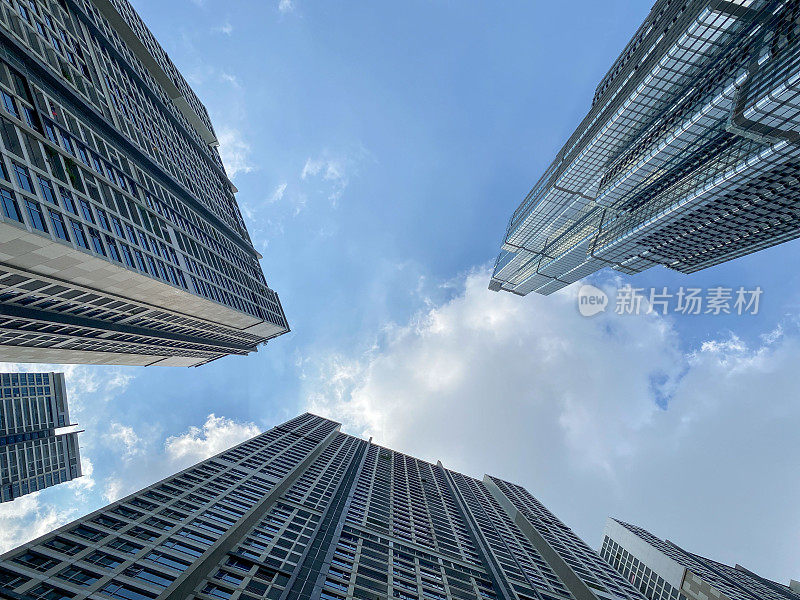 越南胡志明市超高层摩天大楼81号的低角度拍摄
