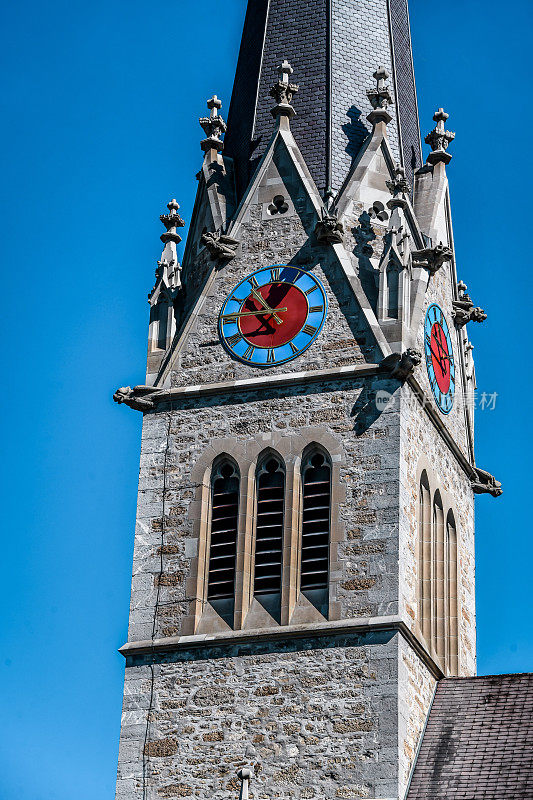 列支敦士登瓦杜兹圣弗洛林大教堂的钟楼