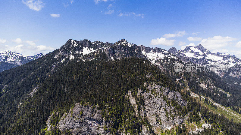 北卡斯卡德，华盛顿，从太平洋山脊步道(PCT)