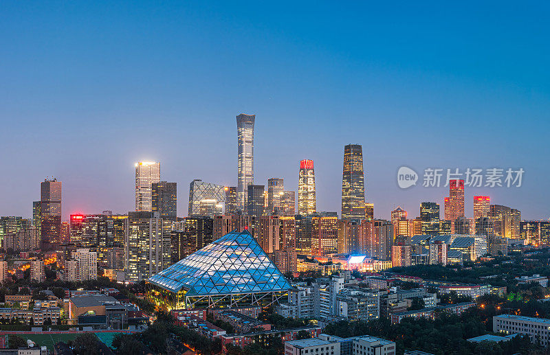 日落时分的北京城市天际线