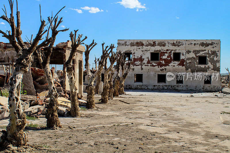 阿根廷失落的埃佩昆古城遗址。抛弃了。