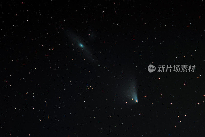 仙女座星系附近的潘斯塔彗星