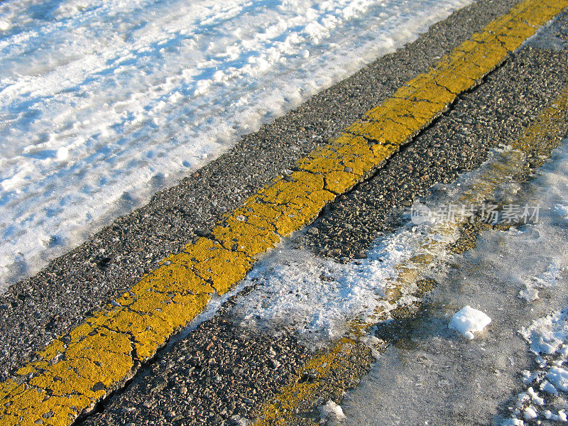 冰冷的道路