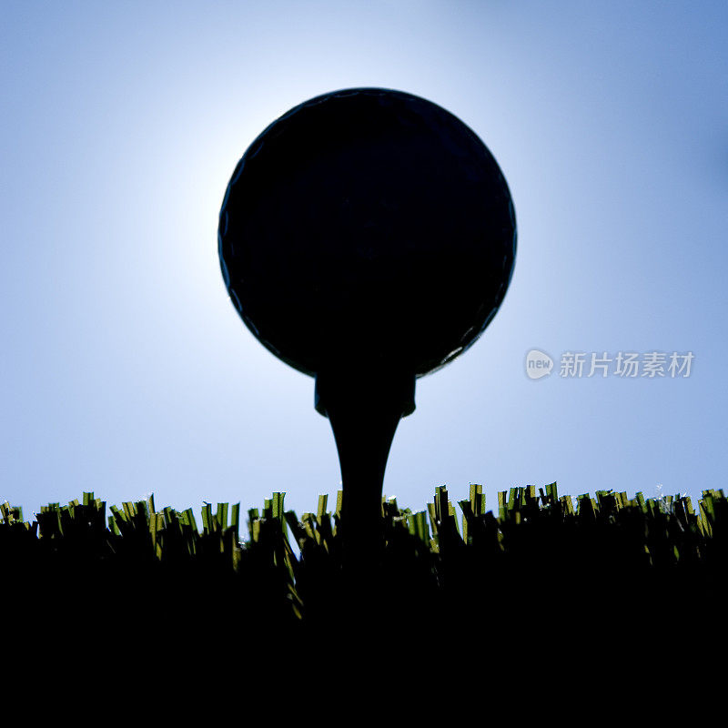 日落时的高尔夫球