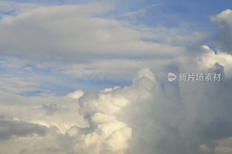 阴霾的天空