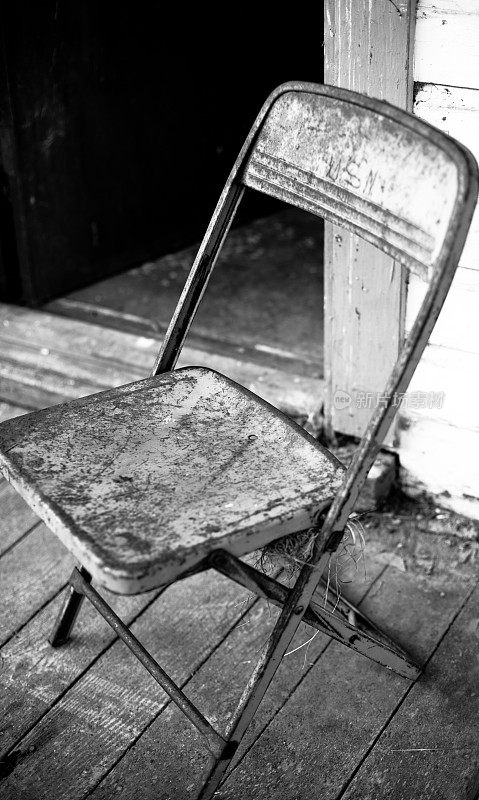 旧椅子