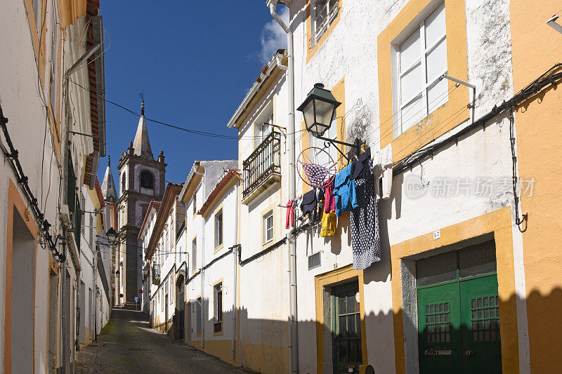 葡萄牙阿连特霍地区Portalegre的街道和大教堂