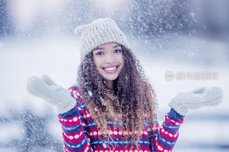 雪花落