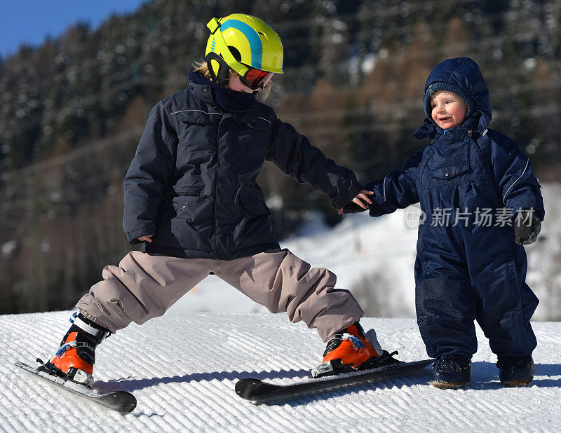 儿童滑雪