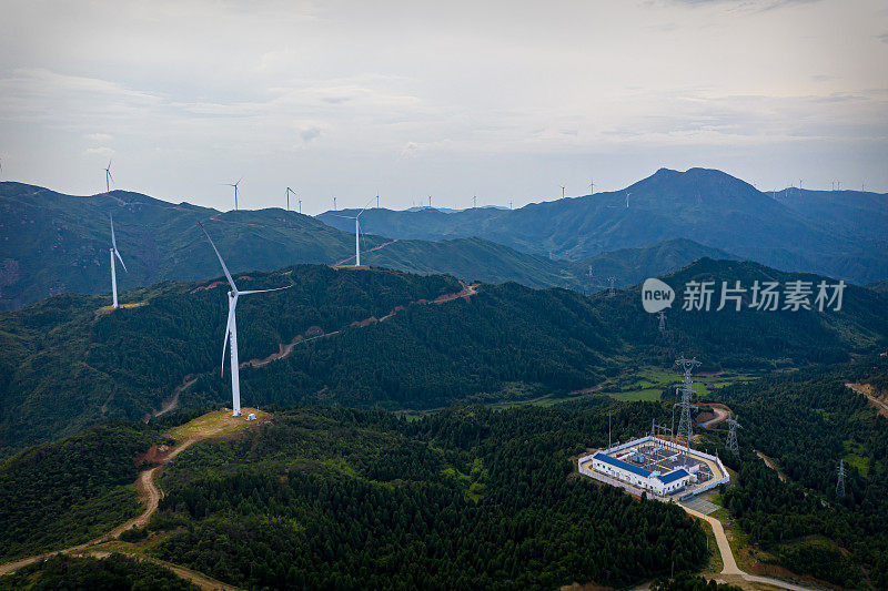 风力发电大面积分布在山区