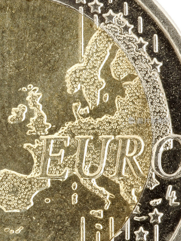 两枚欧元硬币上的欧洲地图