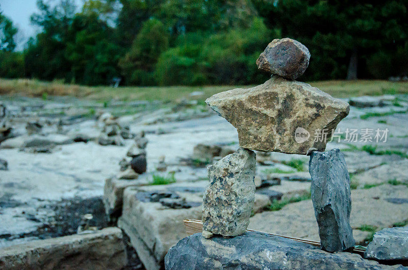 布兰科岩石雕塑