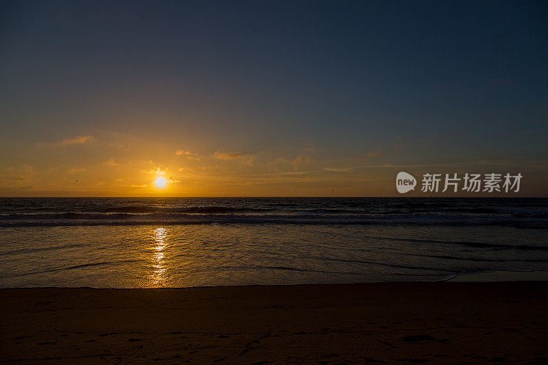 加州太平洋海岸的日落