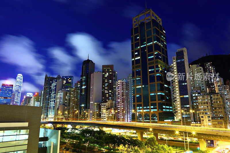 香港大厦夜间