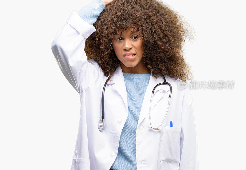 非裔美国女医生，医学专业工作中疑惑的表现，困惑和疑惑的概念，不确定的未来