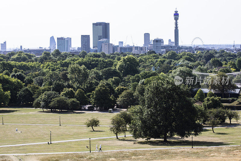 从樱草山到伦敦天际线的景色