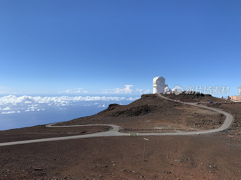 夏威夷毛伊岛的东毛伊火山哈雷阿卡拉天文台的美丽照片。