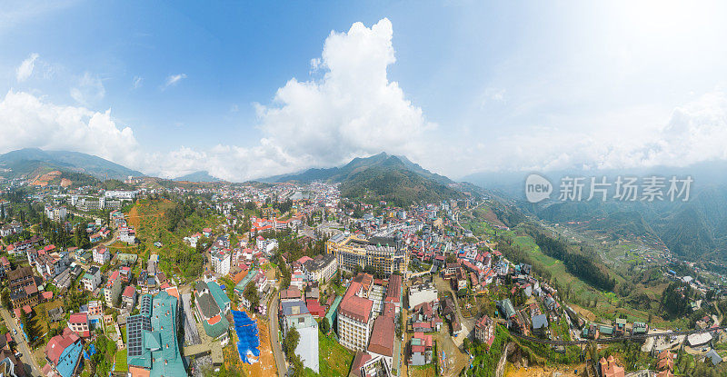 亚洲越南老蔡省萨帕市山城景观鸟瞰图，阳光明媚，夕阳西下，云中山景