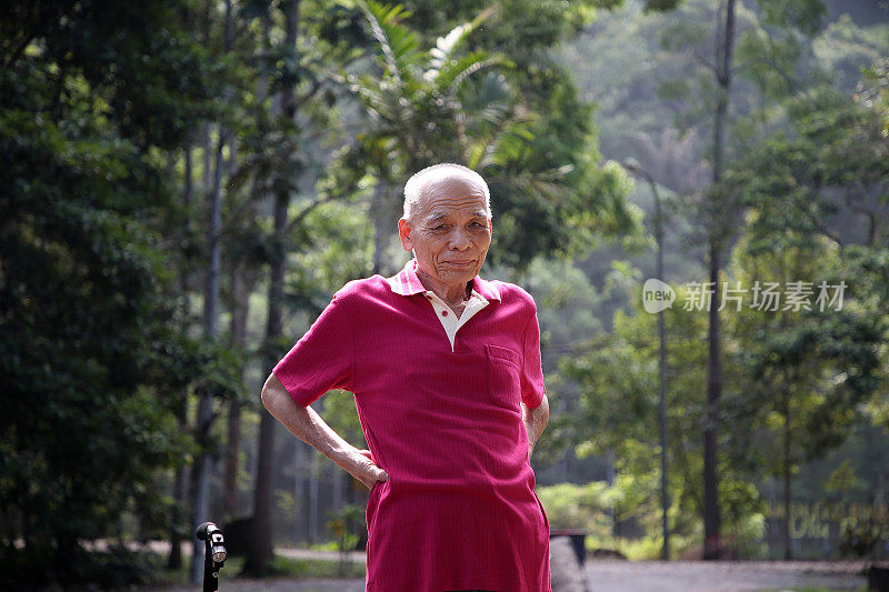 亚洲老年男性生活方式