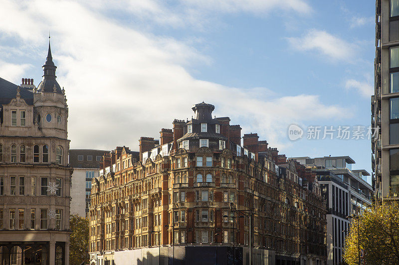 英国伦敦大街上的古典建筑