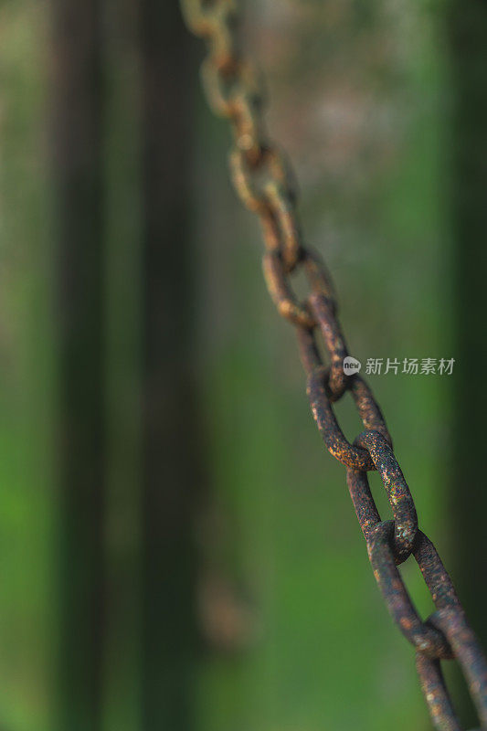 伯蒙德西海滩的泰晤士墙细节