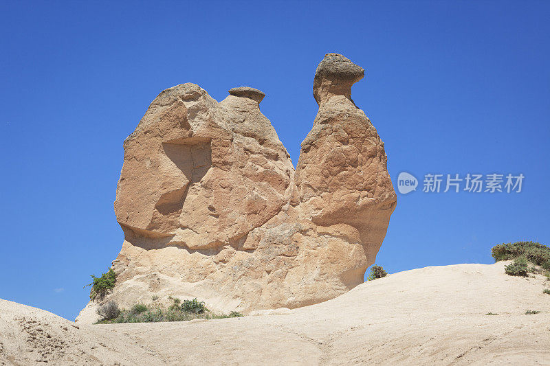 土耳其卡帕多西亚Dervet山谷的骆驼石地层