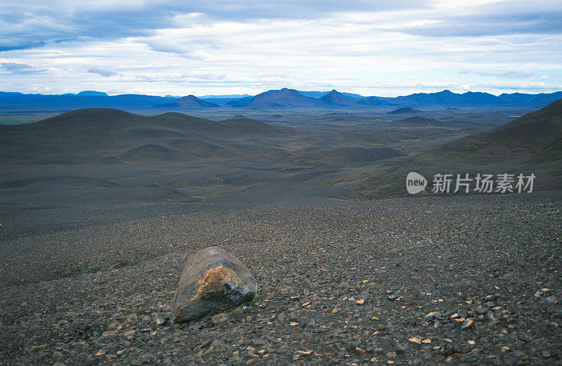 冰岛的火山景观