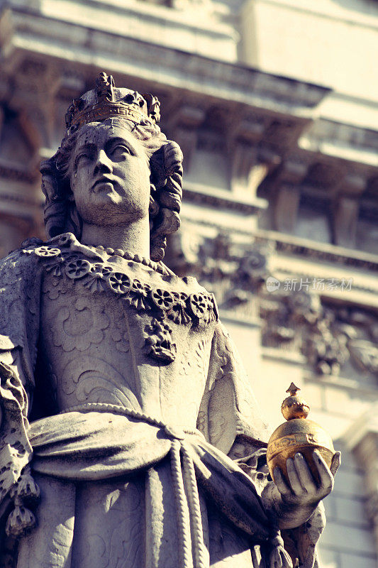维多利亚女王的雕像