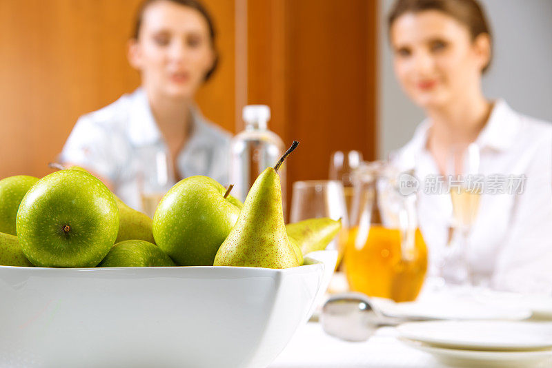 水果会议桌