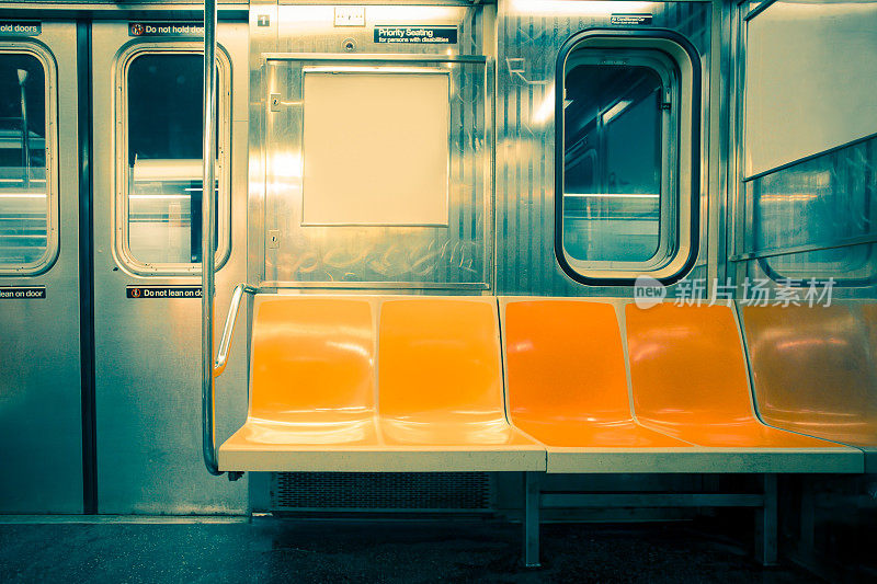 纽约市地铁座位