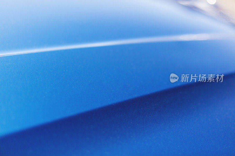 蓝色汽车引擎盖金属表面背景照片系列