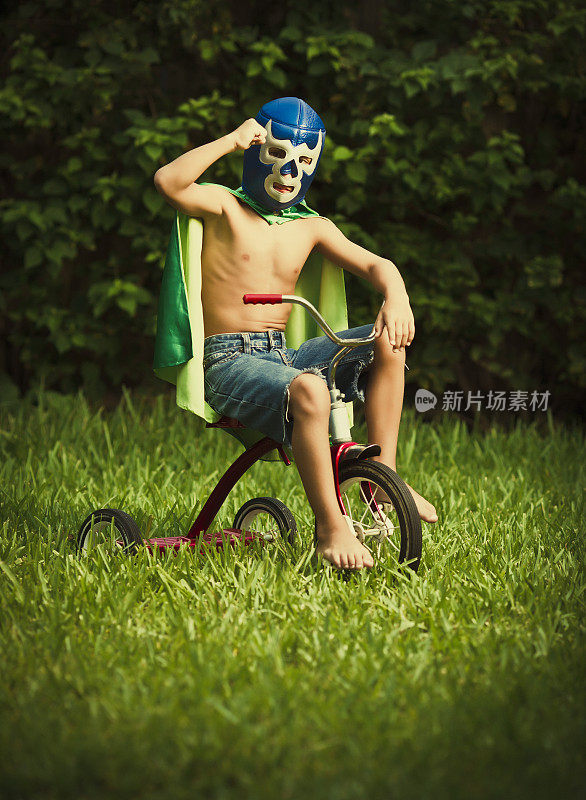 小型墨西哥luchador