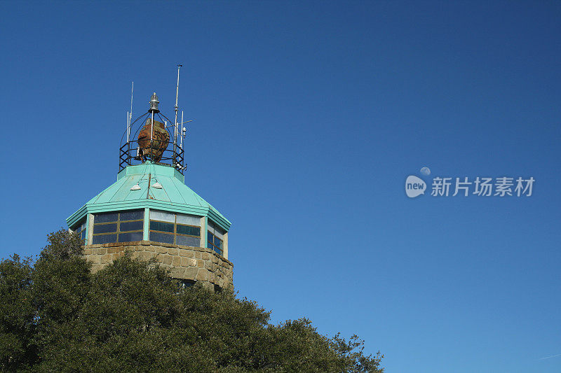 观测站及月球